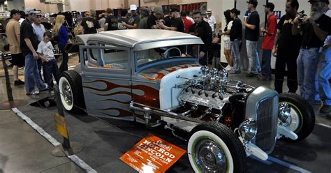 Car Reviews Stretch S Hot Rod Lincoln