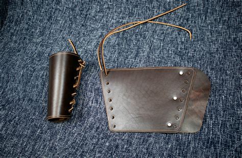 Simple Leather Bracers