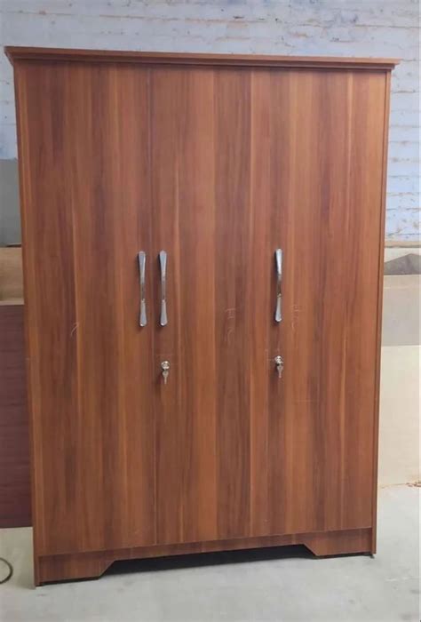 Door Brown Wooden Wardrobe With Locker At Rs Sq Ft In Chennai