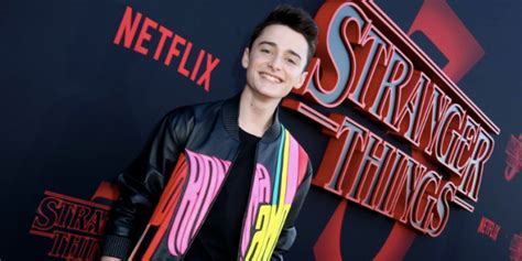 Jewish Stranger Things Star Noah Schnapp Prays At Western Wall During