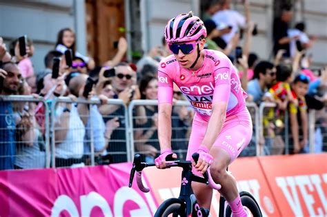 Pogacar Vince Anche La 16 Tappa E Fa Cinquina Al Giro Agenzia Di