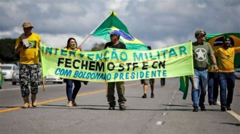 Brasil não corre risco de guerra civil por causa do respeito das Forças