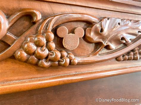 PHOTO Have You Ever Noticed This Hidden Mickey In Disney World