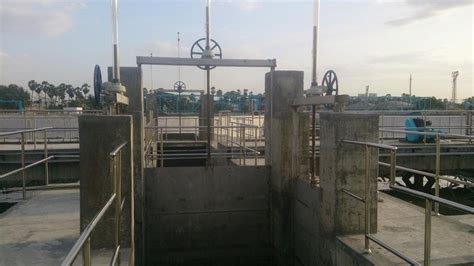 Channel Mounted Thimble Mounted Sluice Gate At Rs 100000 Piece Cast