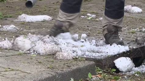 Alerte Rouge Crues Gr Le Impressionnante Dans Le Doubs Et Le Jura