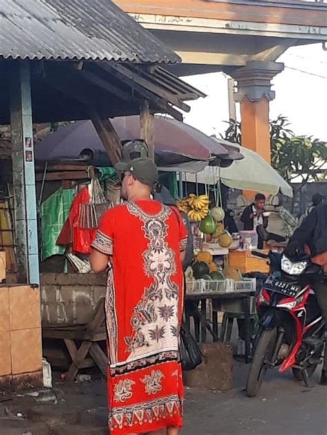 Kelakuan Nyeleneh Turis Asing Saat Liburan Di Bali Ini Bikin Geleng Kepala Hot Liputan