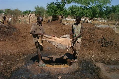 Tannerie Traditionnelle De Maroua Extr Me Nord Site Touristique Au