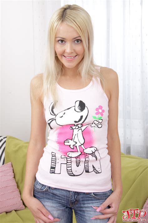 Perfect Videos With Russian Teen Who Makes Amazing Blowjob And Shows Passion Du Porn Pictures