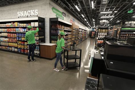 Amazon Opens First Checkout Free Store Go Grocery In Seattle The