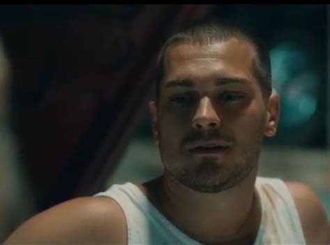 Pin by Alina Vesa on Çağatay Actors Erkenci kuş Çağatay ulusoy