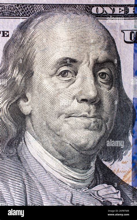 Close up of Benjamin Franklin face on 100 US dollar bill Stock Photo - Alamy