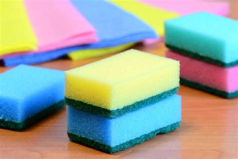 Kitchen Sponges 5 Remedies To Sterilize Them And Free Them From Germs