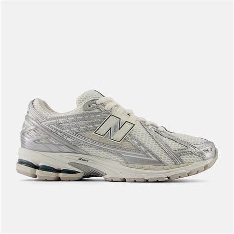 New Balance 1906R Silver Sea Salt M1906REE More Sneakers