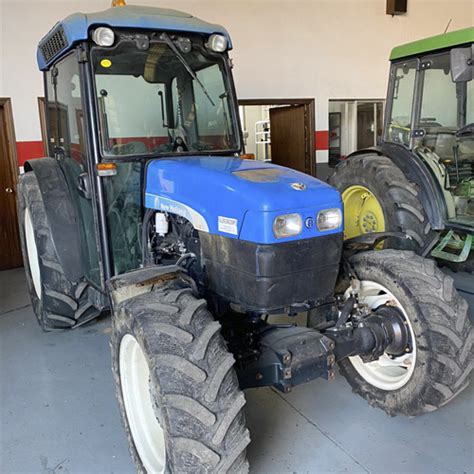 Tractor NEW HOLLAND TN 85 FA GuiAgro