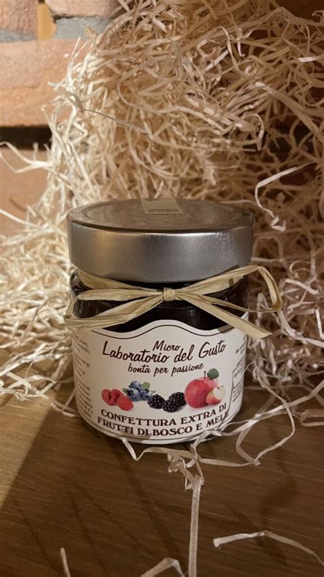 Confettura Extra Di Frutti Di Bosco E Mela Prodotti Agrodolce E