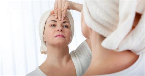 Mini Facelift Recovery Period: What to Expect