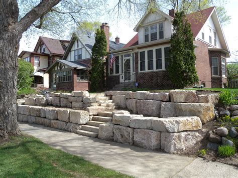 Boulder Retaining Walls – Boulder Images Inc.