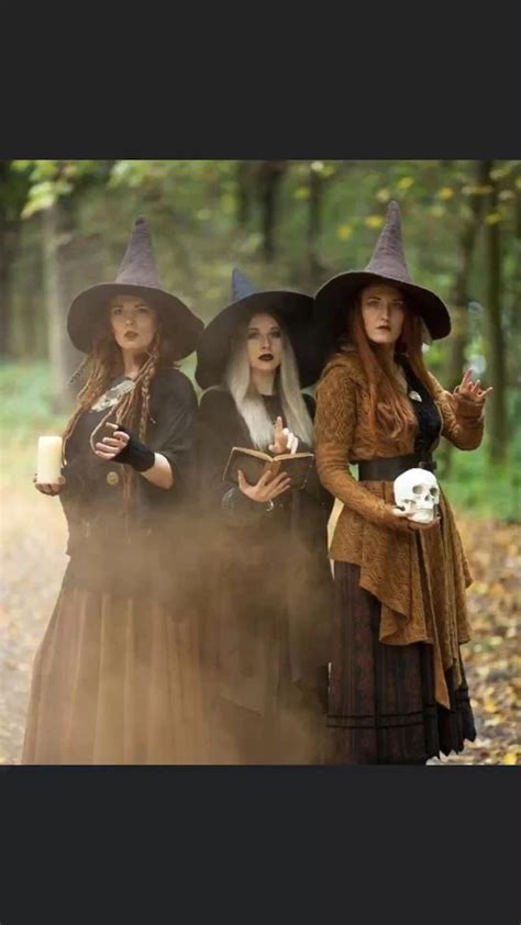 Witchy vibes Inspo | Witch costumes, Witch costume diy, Witches night out