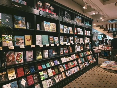 Hatchards: A Peek Inside the Oldest Bookshop in London | solosophie