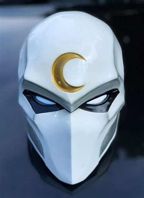 Moon Knight With Led Eyes White Hq Resin By Godofprops Helmet Design