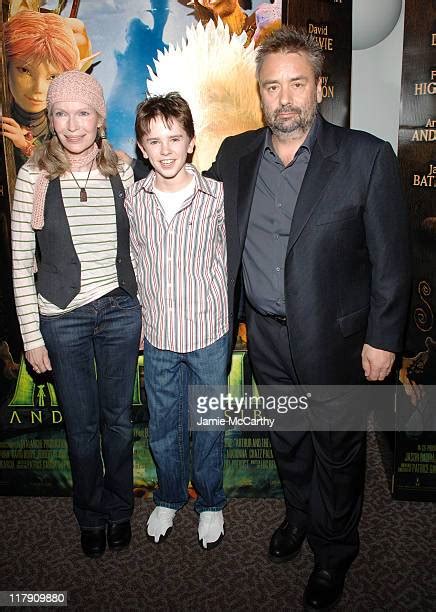 59 Luc Besson Freddie Highmore Photos And High Res Pictures Getty Images