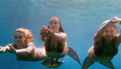 Pin By Heidi Coulton On Mermaids Mako Mermaids Mako Island Of