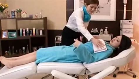 Super schöner Arsch Anal Training intimer Lesbensalon xHamster