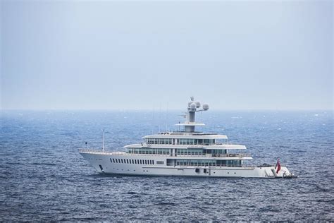 FOUNTAINHEAD Yacht • Eddie Lampert $130M Superyacht