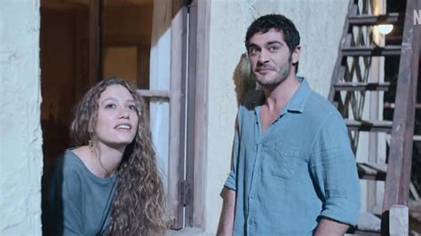 Serenay Sarıkaya Ve Burak Deniz Başrollü Netflix Dizisi Şahmarandan