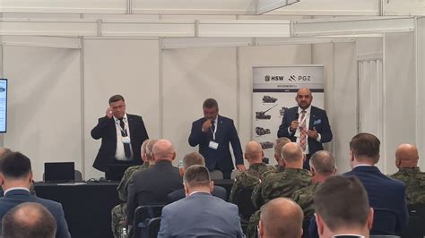 Huta Stalowa Wola S A na MSPO 2021 08 09 2021 Dzień Sił Zbrojnych