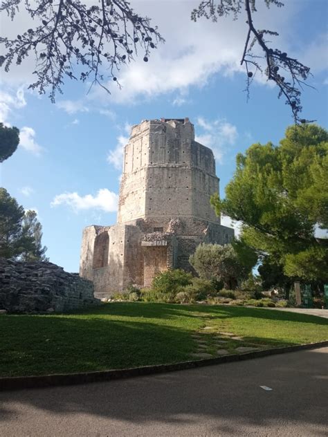 Gira Visita a Aix en Provence Pont du Gard y Nimes Lycée Claude Gay OSORNO