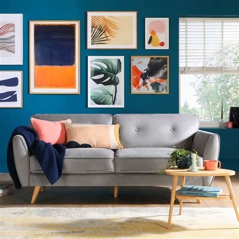 The Best Colors To Complement A Gray Sofa