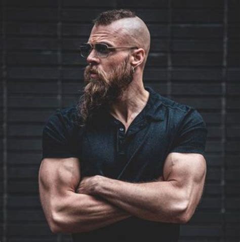 30 Kickass Viking Hairstyles For Rugged Men Hairmanz Viking Hair Hair And Beard Styles