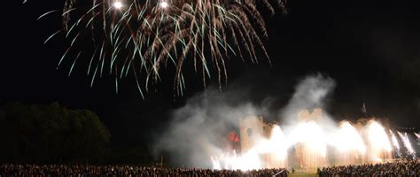 Artificiers en Vendée conception feu et tir de feux d artifice en musique