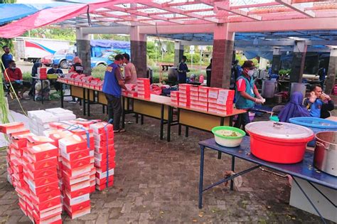 Dapur Umum Di Upt Kemensos Gas Pol Penuhi Kebutuhan Makanan