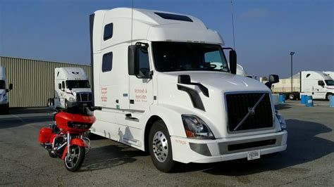 Volvo Vnl D Ishift Commercial Semi Truck Walk Through First