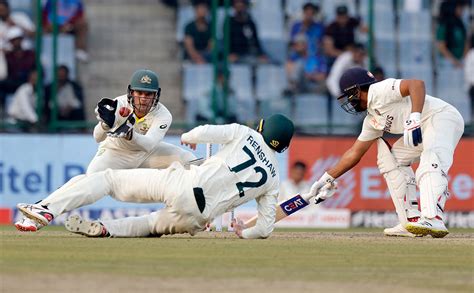 India-Australia: Delhi Test: Scenes From Day 1 - Rediff Cricket