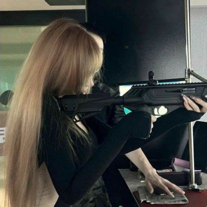 Gun Aesthetic Aesthetic Women Feminine Aesthetic Mafia Cool Pfps