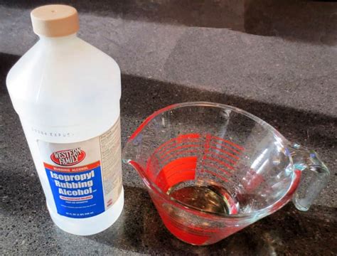 19 Easy Homemade Windshield Washer Fluid Recipes You Need To Try