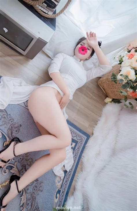 Ảnh sex gái xinh áo dài MauLon Xyz