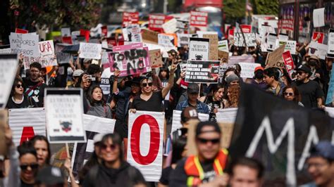 Activistas Protestan Por El Reinicio De Las Corridas De Toros En La