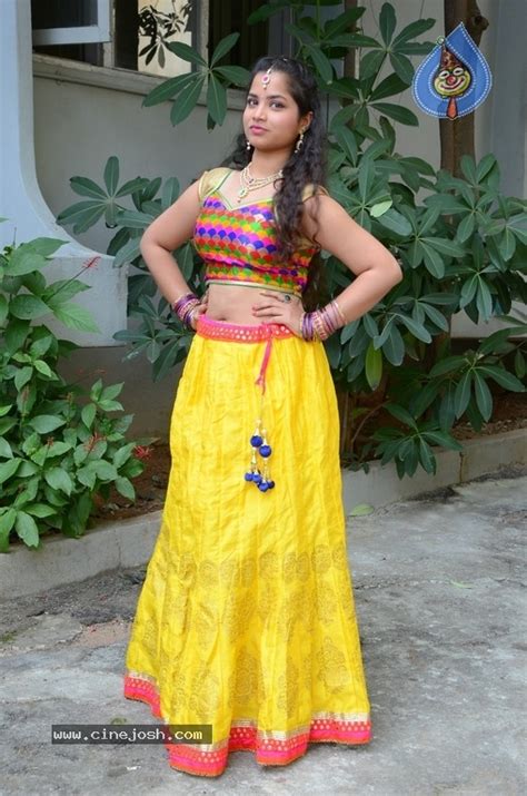 Sirisha Dasari New Stills Photo 15 Of 19