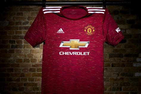 Adidas Unveils Manchester United New Home Kit