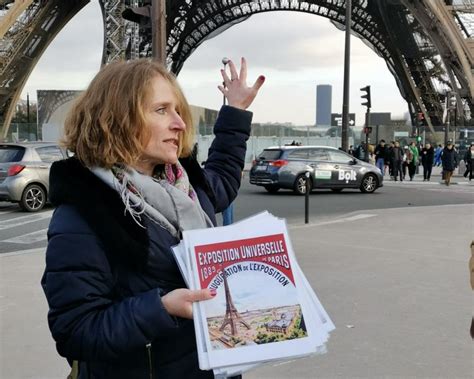 París Tour guiado por la Torre Eiffel con acceso a la Cumbre