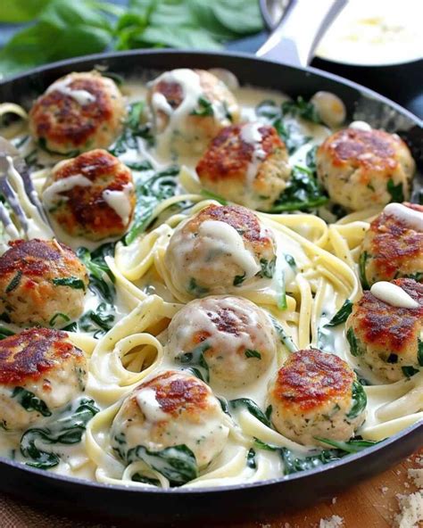 Ricotta Meatballs In Creamy Spinach Alfredo Sauce Quick Homemade Recipes