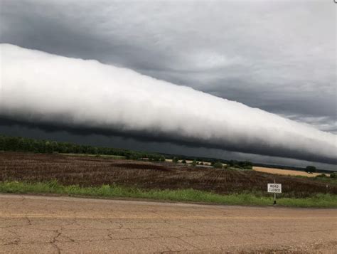 Ominous UFO Like Cloud Identified As Rare Roll Cloud CBS News