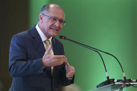 Alckmin Marca Para Dia Sua Filia O Ao Psb Ato Pol Tico Em