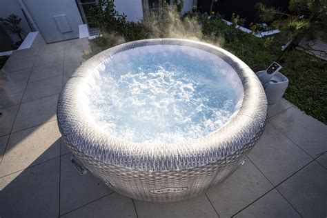 Bestway Whirlpool Lay Z Spa Honolulu Airjet X Cm Kaufen Globus