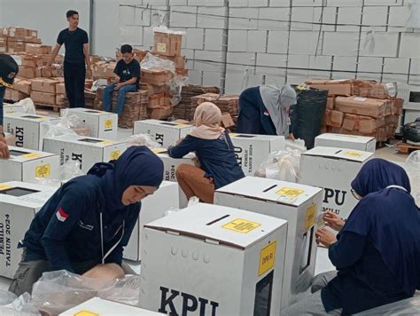 Logistik Pemilu Di Kota Semarang Mulai Distribusikan Ke Dua Kecamatan