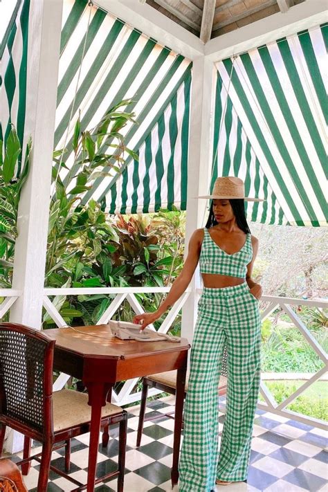 Stylish Jamaica Vacation Outfit Ideas For Every Occasion From